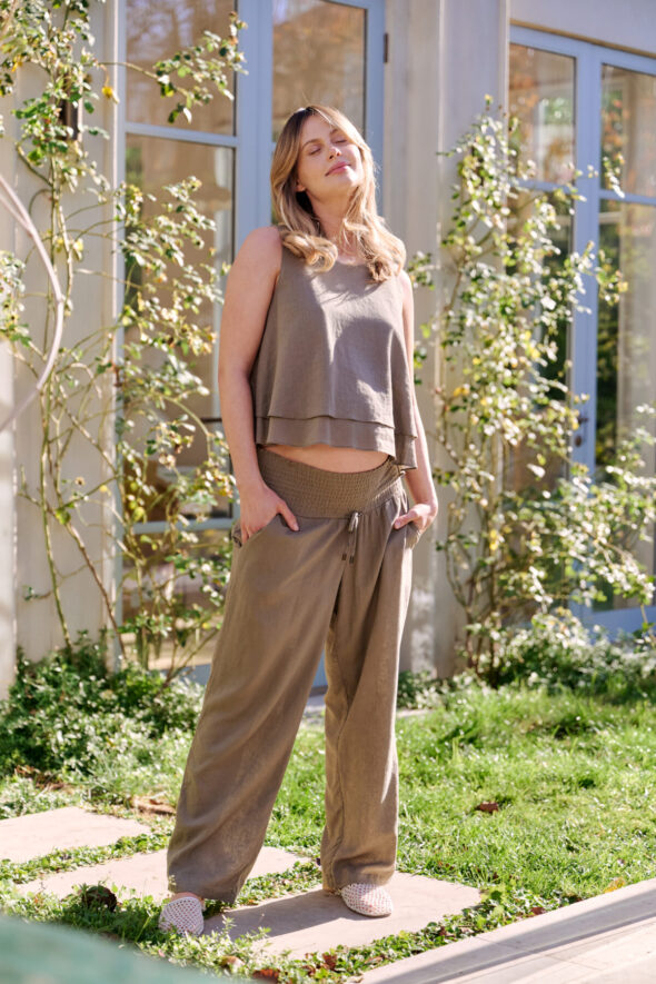Peyton Linen Maternity & Nursing Top - Olive - Image 3