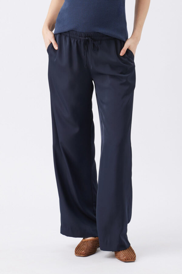 Tamara Maternity Satin Pull-On Pant Midnight